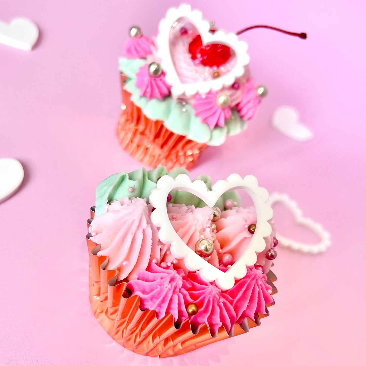 SCALLOP HEART - CHARM TOPPER