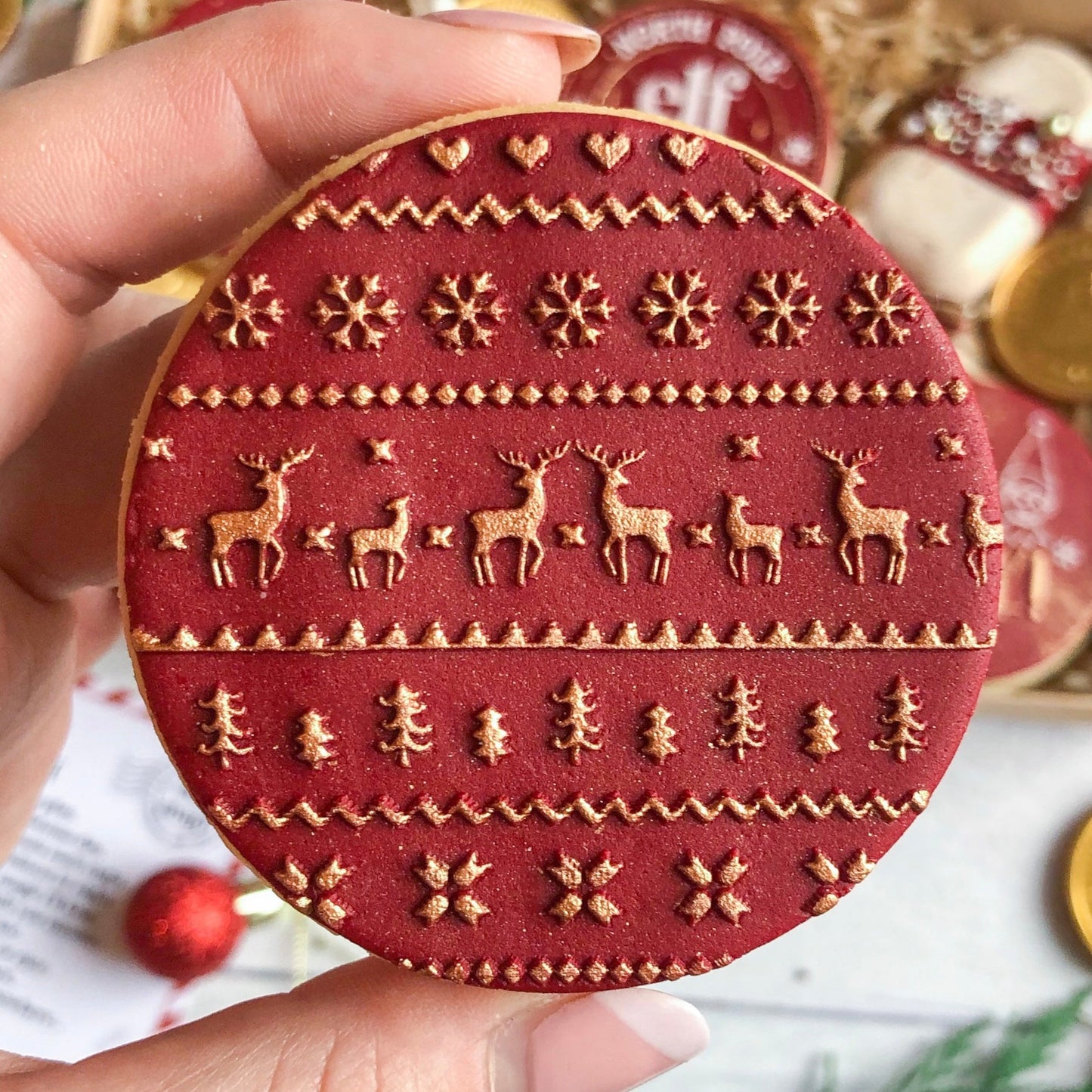 CHRISTMAS PATTERN - RAISED EMBOSSER