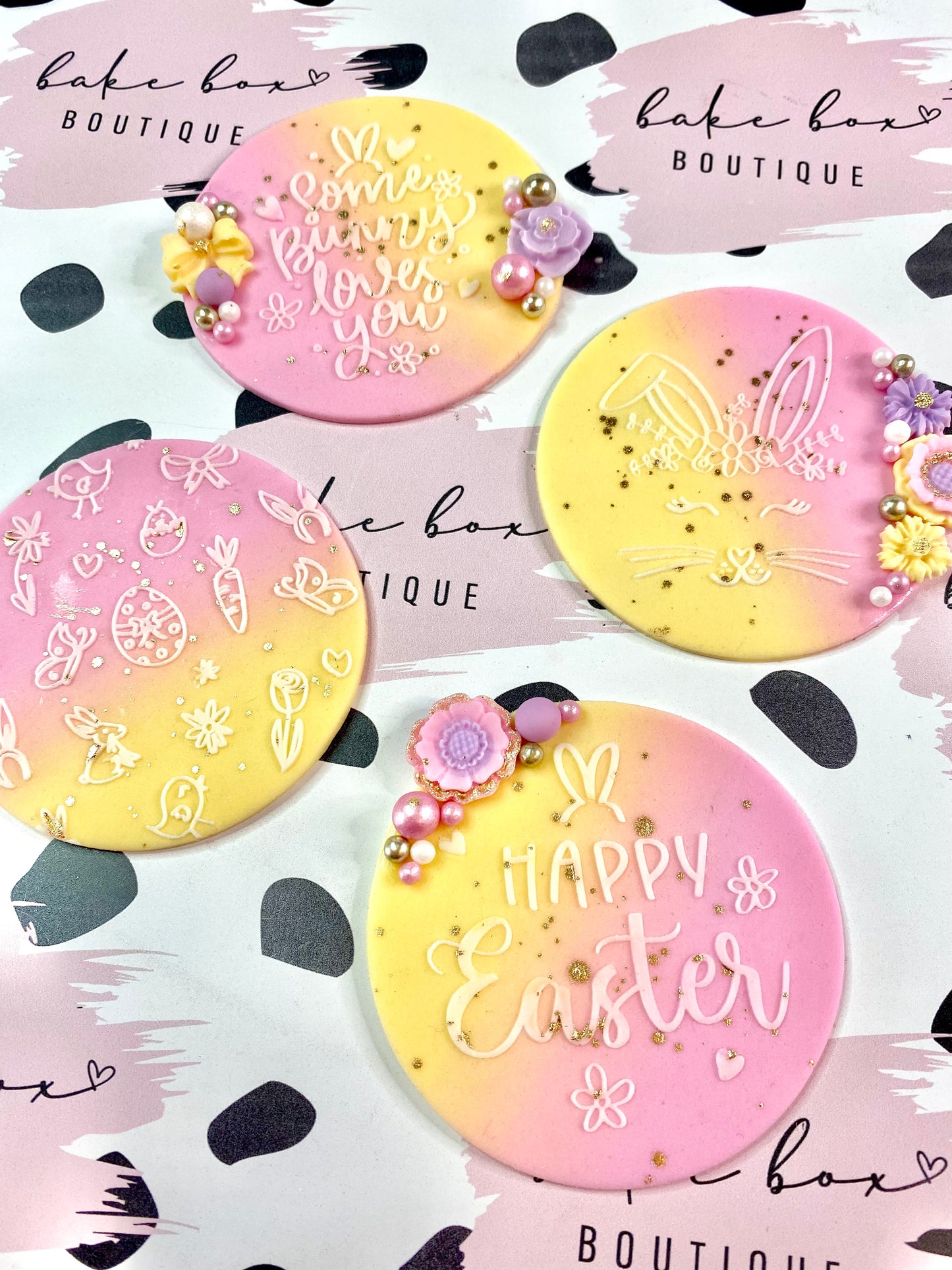HAPPY EASTER - RAISED EMBOSSER