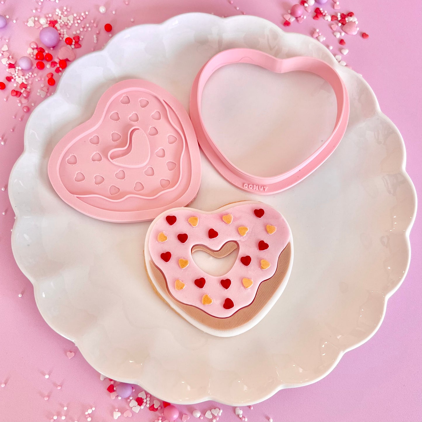 HEART DONUT - MULTI POP EMBOSSER AND CUTTER