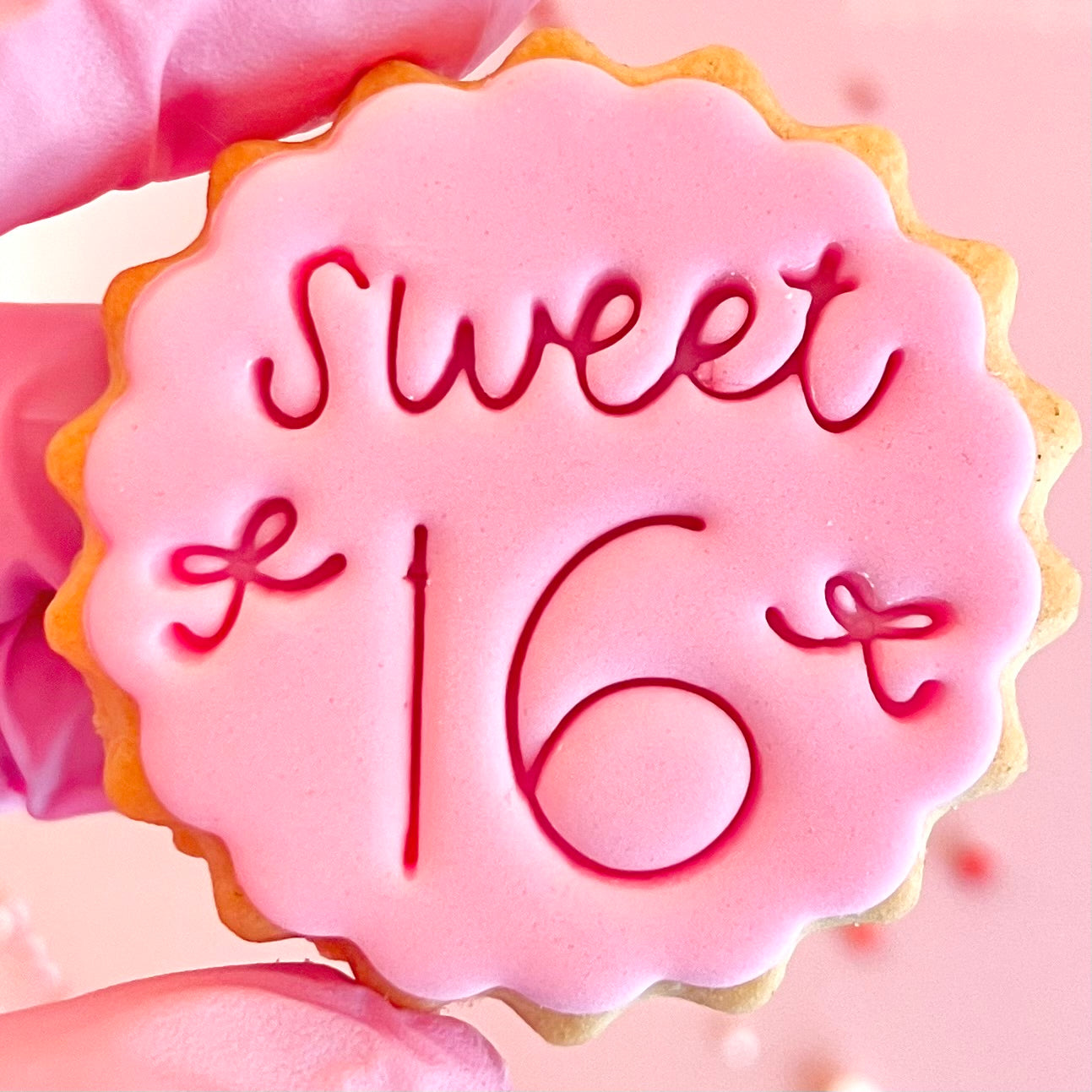 SWEET 16 BOWS STAMP