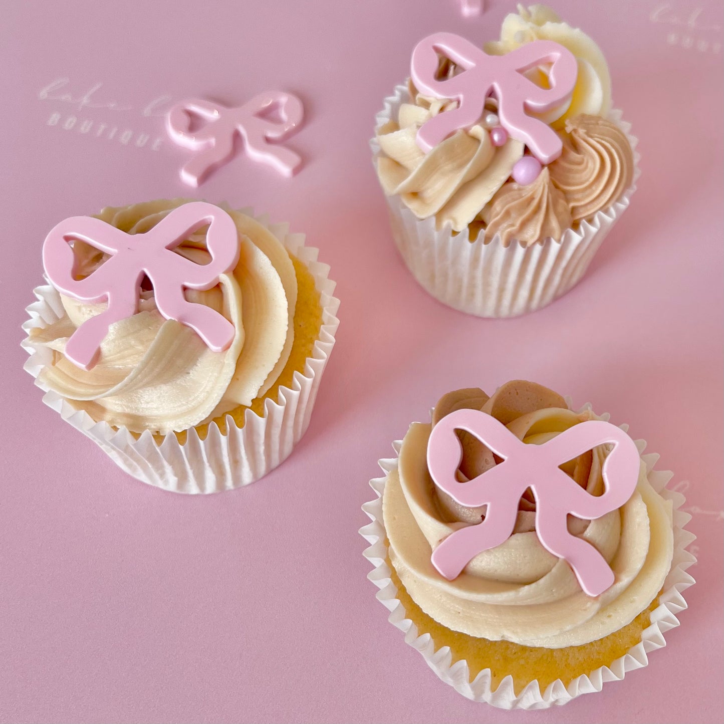 BOW - CHARM TOPPER