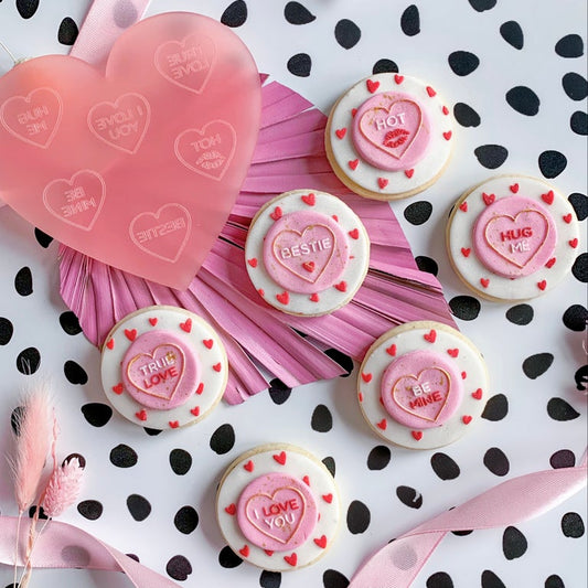 6-IN-1 MINI LOVE HEARTS - EMBOSSER SET
