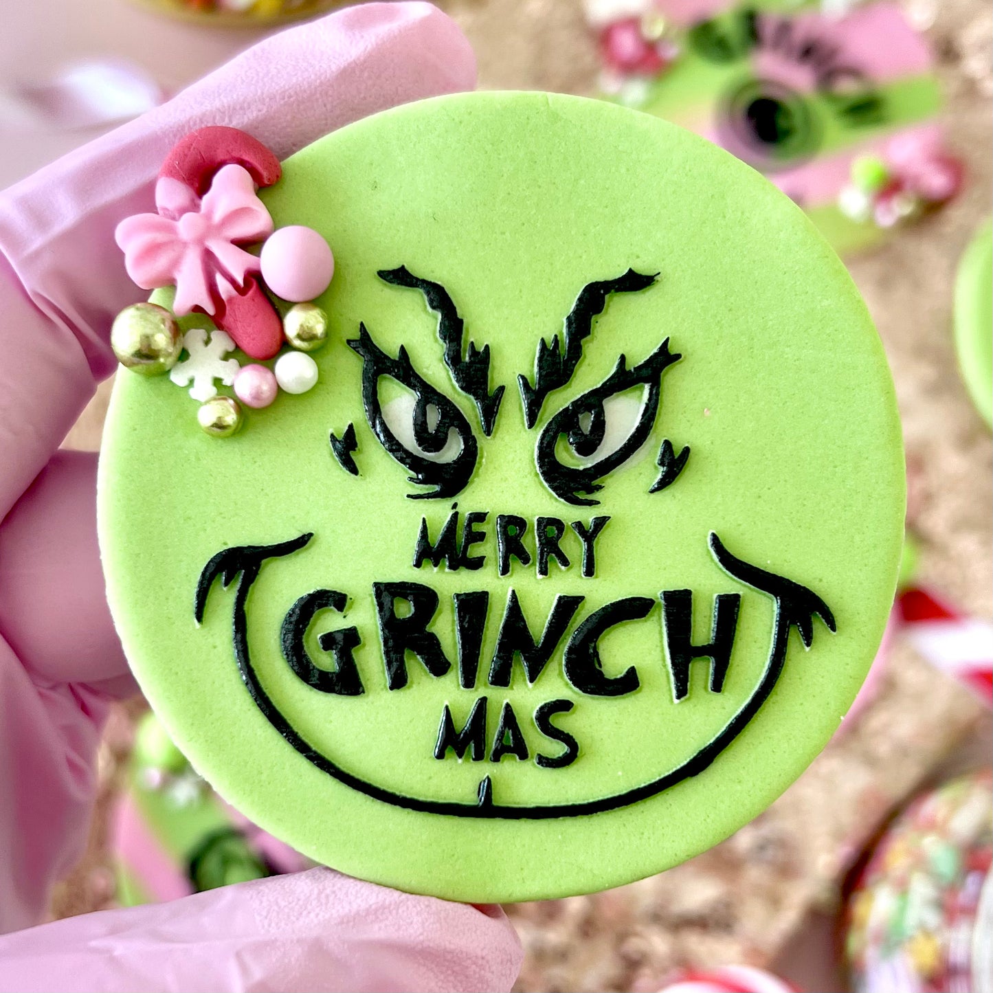 SET OF 6 GRINCH - RAISED EMBOSSER