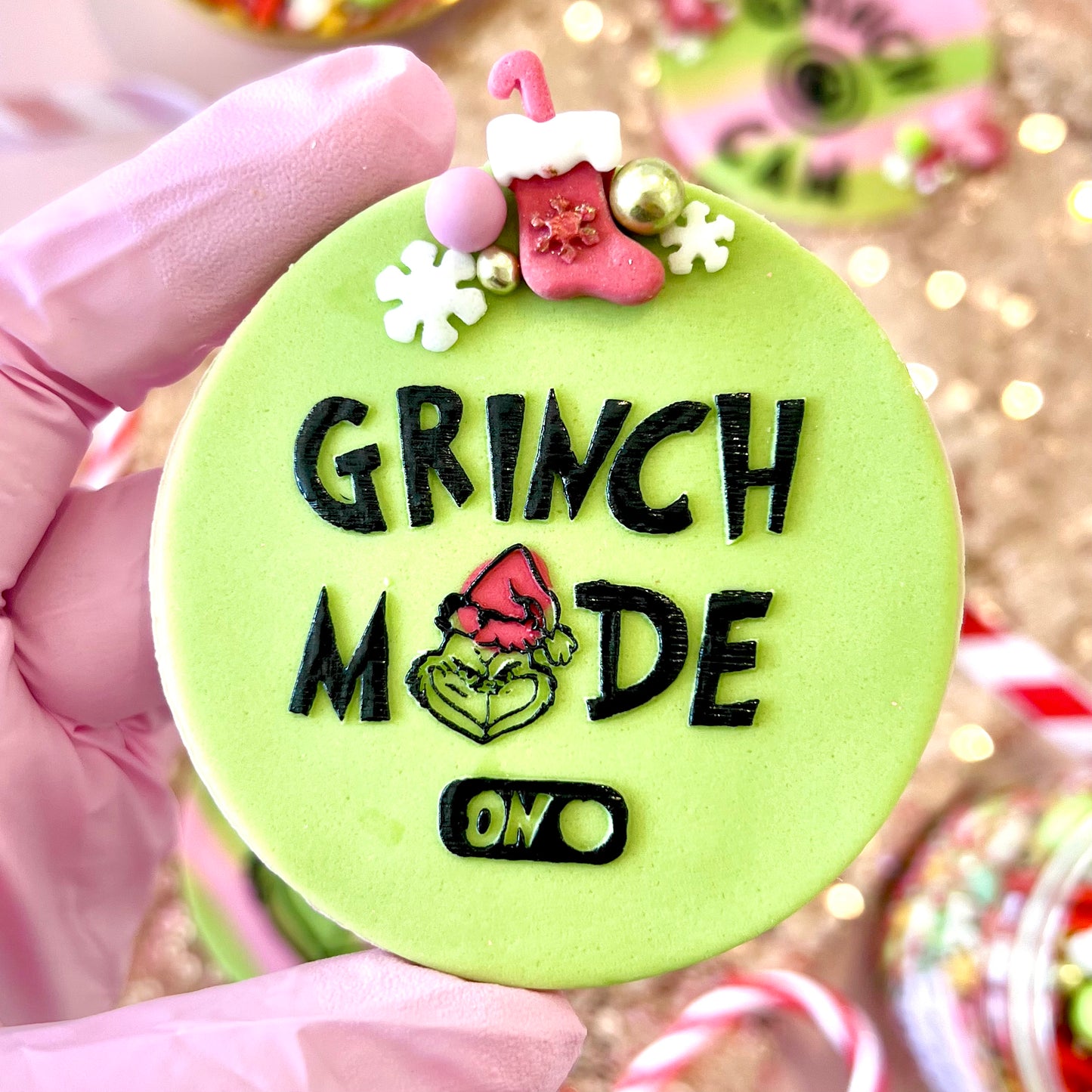 SET OF 6 GRINCH - RAISED EMBOSSER