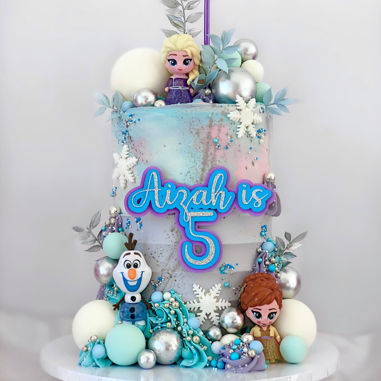 THICK SCALLOP - XL CAKE SCRAPER