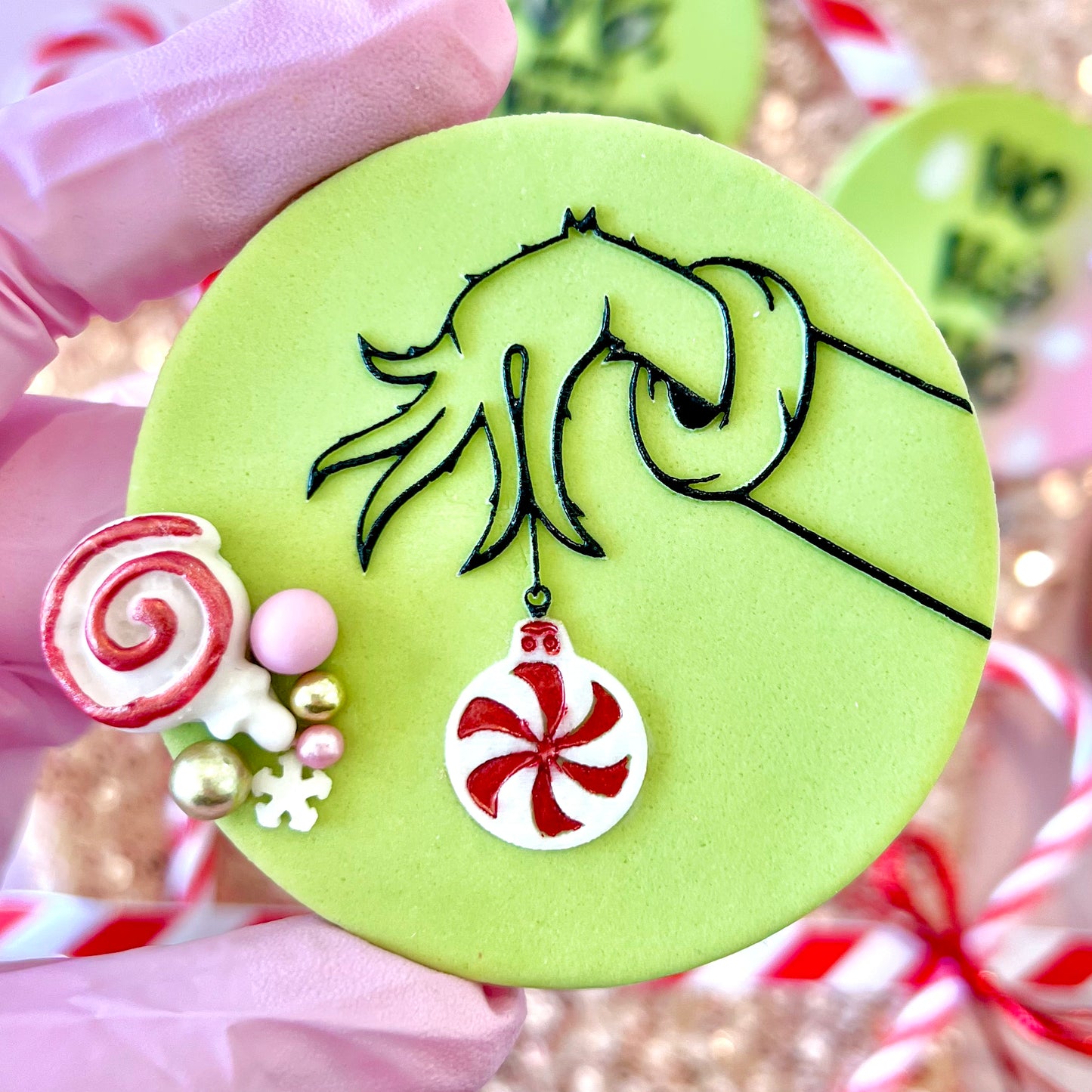 SET OF 6 GRINCH - RAISED EMBOSSER