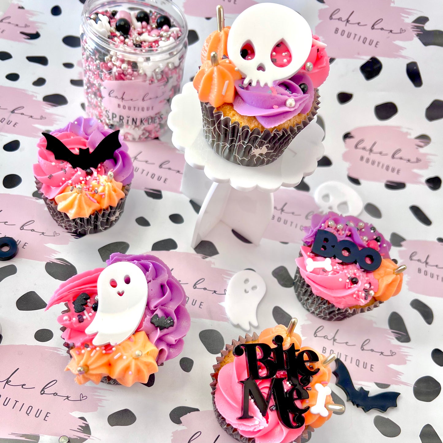 BAT - CHARM TOPPER